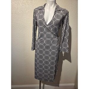 Bebe Wrap Dress Black White Geometric Optical Illusion Circle Print BW-18 Small